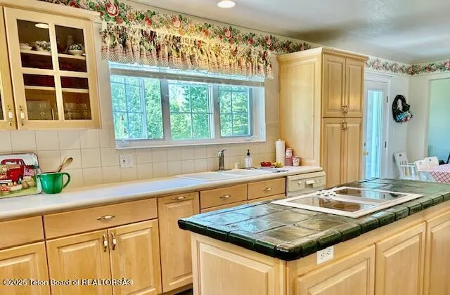 $985,000 | 604 Vista W Drive, Star Valley Ranch, WY 83127