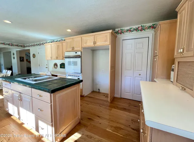 $985,000 | 604 Vista W Drive, Star Valley Ranch, WY 83127