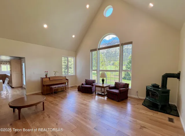 $985,000 | 604 Vista W Drive, Star Valley Ranch, WY 83127