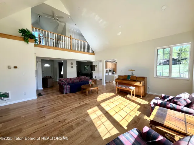 $985,000 | 604 Vista W Drive, Star Valley Ranch, WY 83127