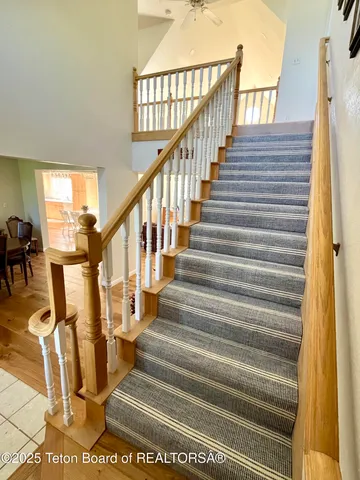 $985,000 | 604 Vista W Drive, Star Valley Ranch, WY 83127