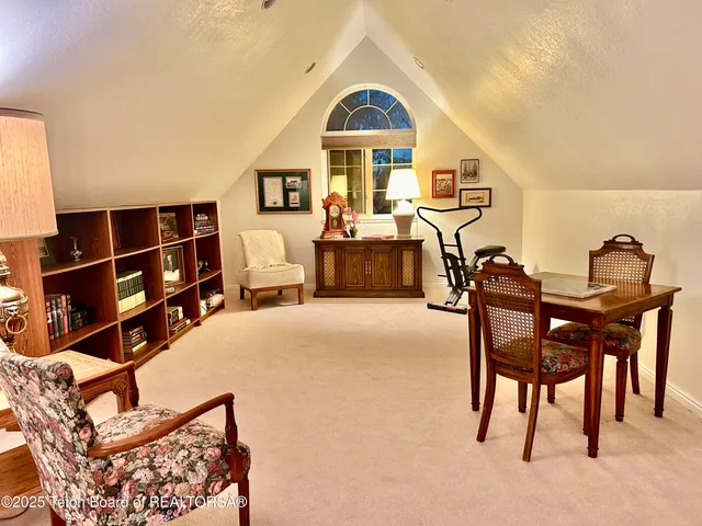 $985,000 | 604 Vista W Drive, Star Valley Ranch, WY 83127