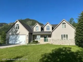 $985,000 | 604 Vista W Drive, Star Valley Ranch, WY 83127