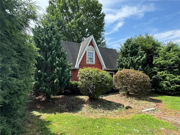 $159,900 | 1946 State Rte 208, West Middlesex, PA 16159