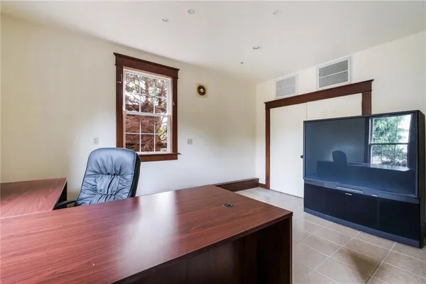 $159,900 | 1946 State Rte 208, West Middlesex, PA 16159