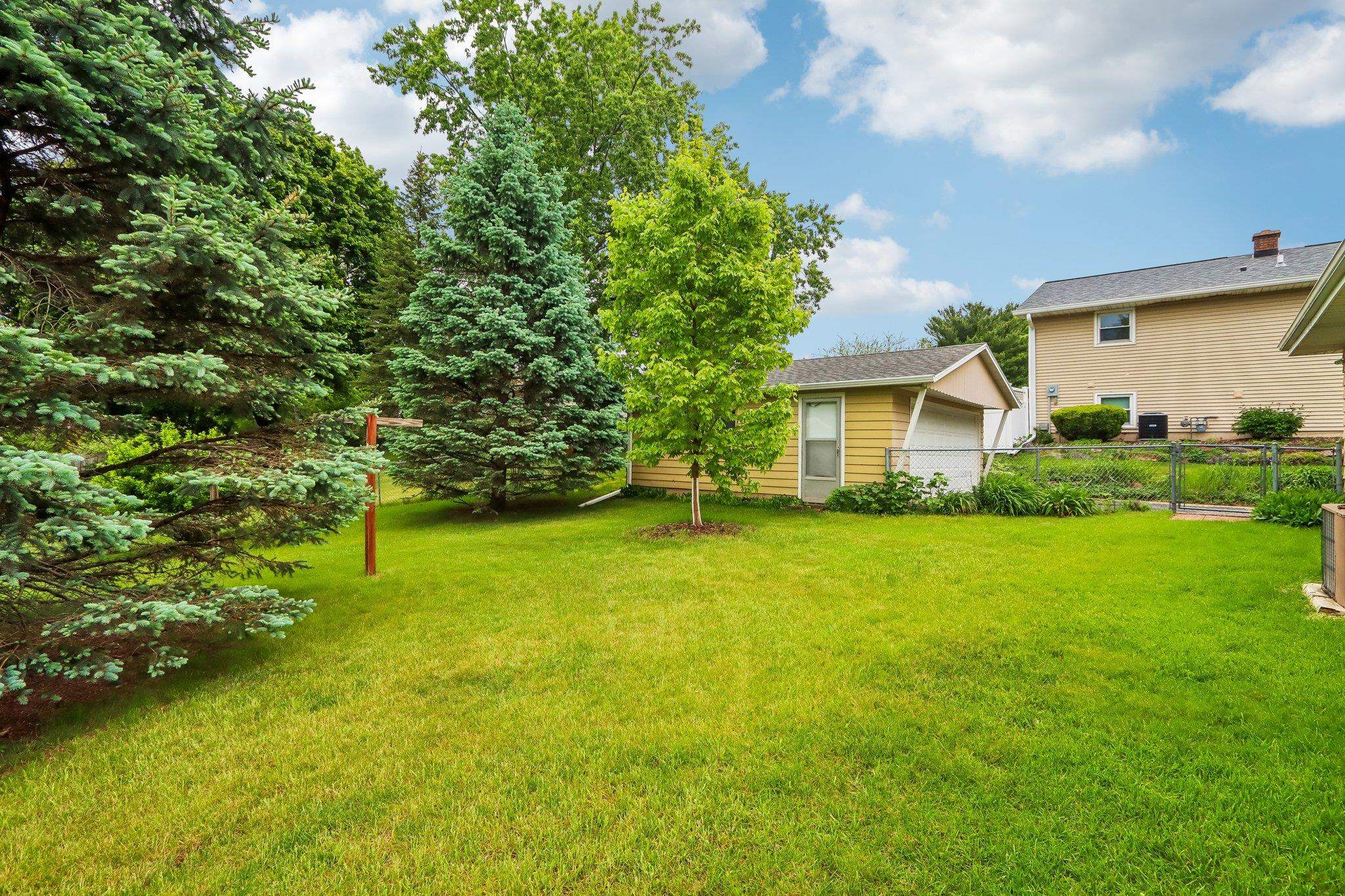 5006 Violet Lane Madison, WI 53714 - Photo 31 of 34