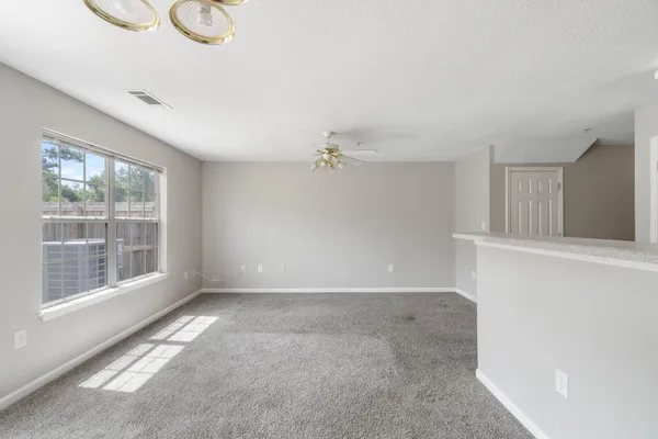 $1,395 | 183 Swaying Pine Court, Crestview, FL 32539