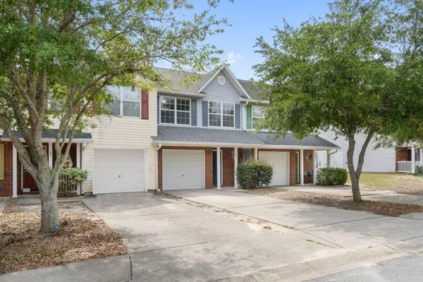 $1,395 | 183 Swaying Pine Court, Crestview, FL 32539