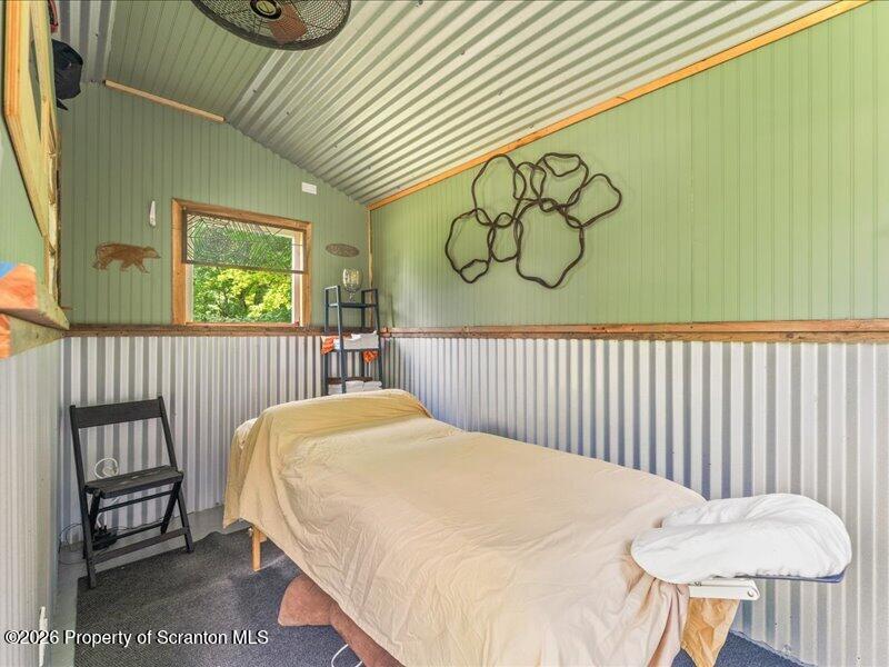 480 Barney Hollow Road Nicholson, PA 18446 - Photo 22 of 31 Studio space