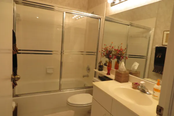 $3,000 | 22799 Trelawny Terrace, Unit E, Boca Raton, FL 33433