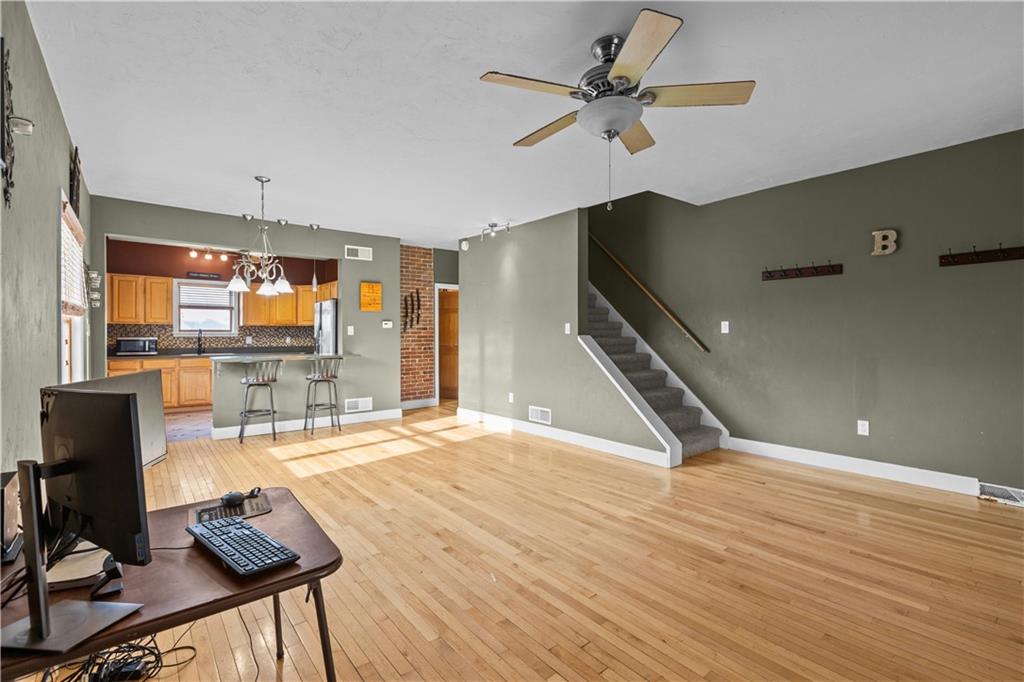 304 Reed Street Jeannette, PA 15644 - Photo 11 of 30