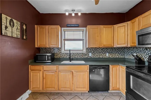 $150,000 | 304 Reed Street, Jeannette, PA 15644