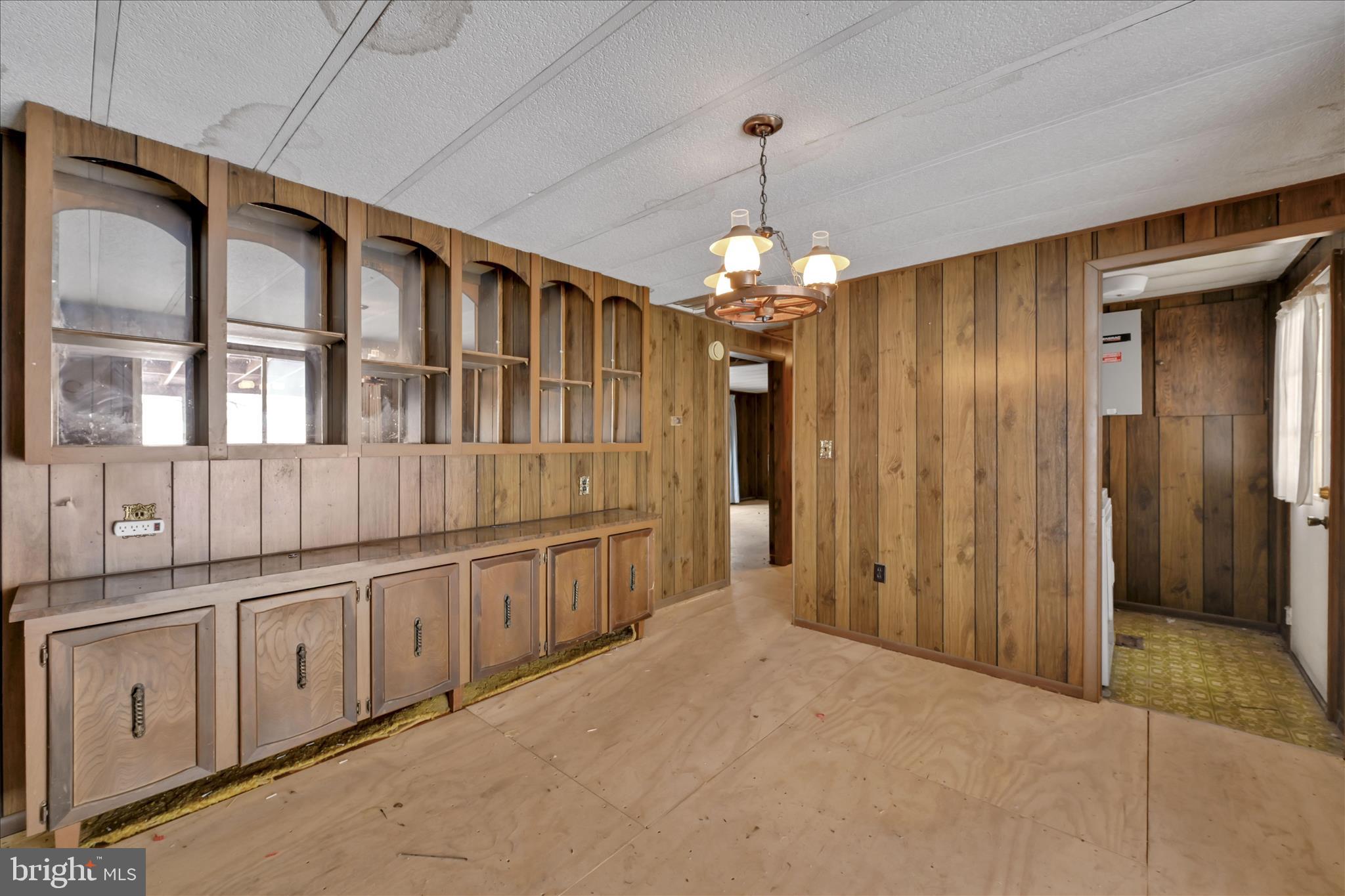 283 Pleasant Valley Road New Ringgold, PA 17960 - Photo 13 of 36 Kitchen