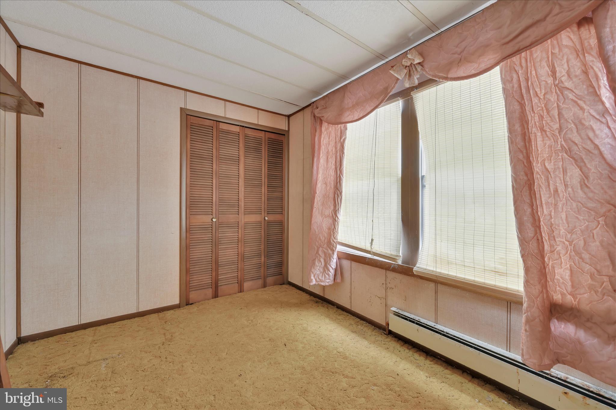 283 Pleasant Valley Road New Ringgold, PA 17960 - Photo 15 of 36 Bedroom