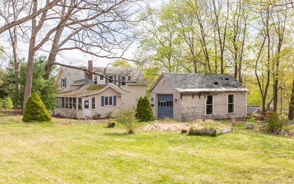 8 Clark Road Andover, MA 01810 - Photo 1 of 15 Gallery Image 1