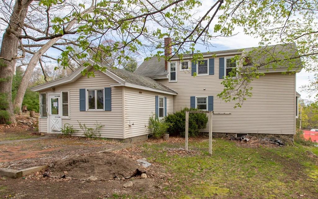 8 Clark Road Andover, MA 01810 - Photo 2 of 15 Gallery Image 2