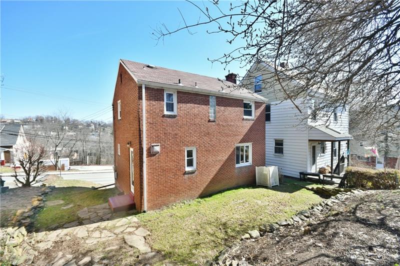 240 East Willock Road Pittsburgh, PA 15227 - Photo 21 of 25 Gallery Image 21