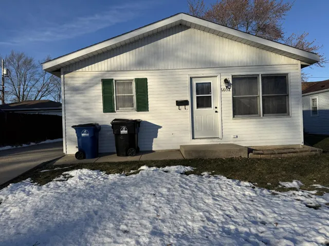 $1,500 | 4602 17th Street, Racine, WI 53405