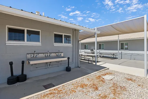 $2,100,000 | 638 West Kern Street, Dinuba, CA 93618