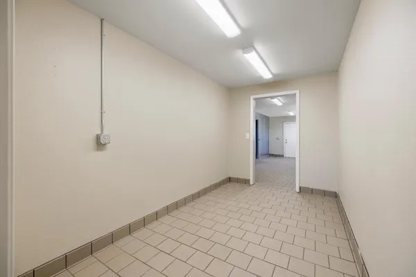 $2,100,000 | 638 West Kern Street, Dinuba, CA 93618