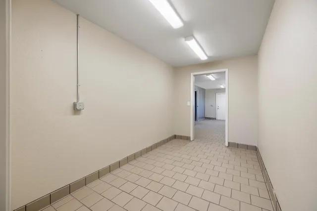 $2,400,000 | 638 West Kern Street, Dinuba, CA 93618