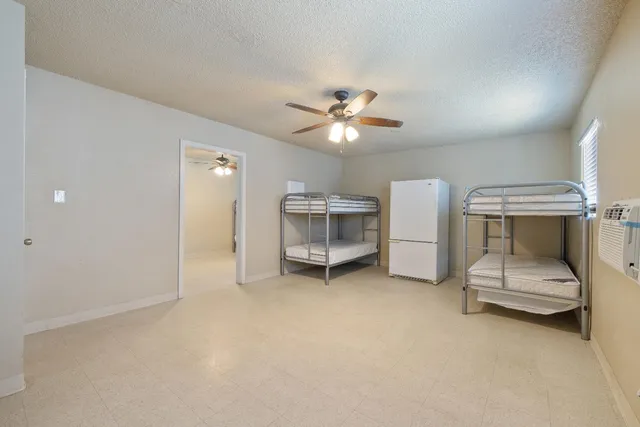 $2,400,000 | 638 West Kern Street, Dinuba, CA 93618