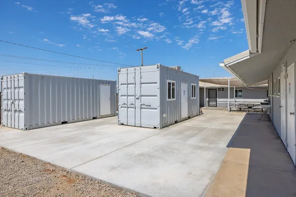 $2,100,000 | 638 West Kern Street, Dinuba, CA 93618