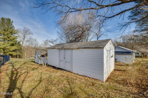 $259,000 | 520 Sycamore Gardens Street, Elizabethton, TN 37643