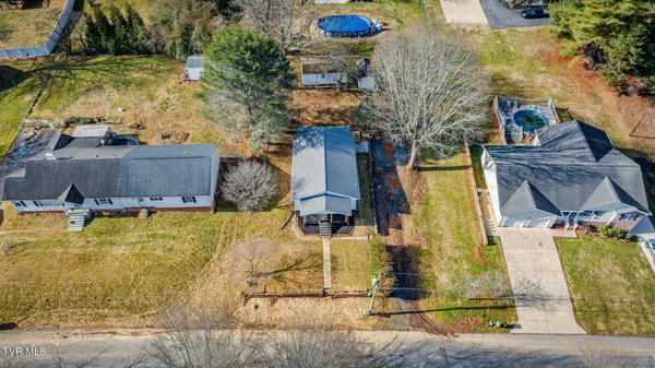 $259,000 | 520 Sycamore Gardens Street, Elizabethton, TN 37643