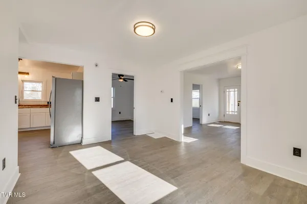 $259,000 | 520 Sycamore Gardens Street, Elizabethton, TN 37643