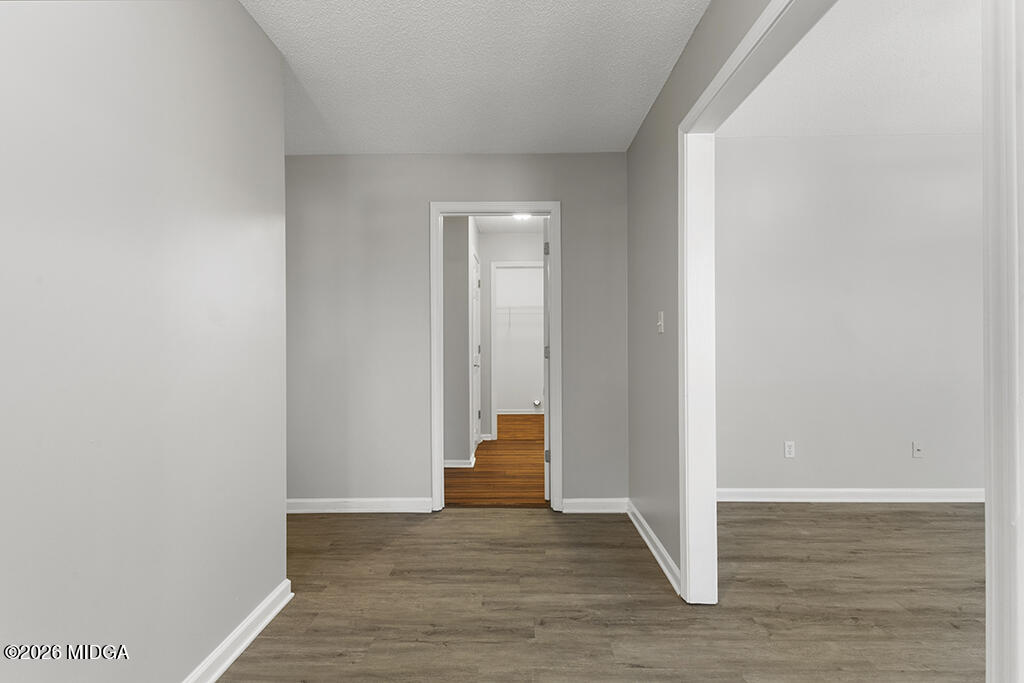 103 Echeconnee Ridge Road Warner Robins, GA 31093 - Photo 7 of 25 Foyer