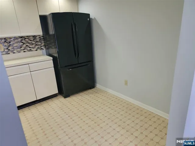 $3,200 | 209 Cambridge Drive, Ramsey, NJ 07446