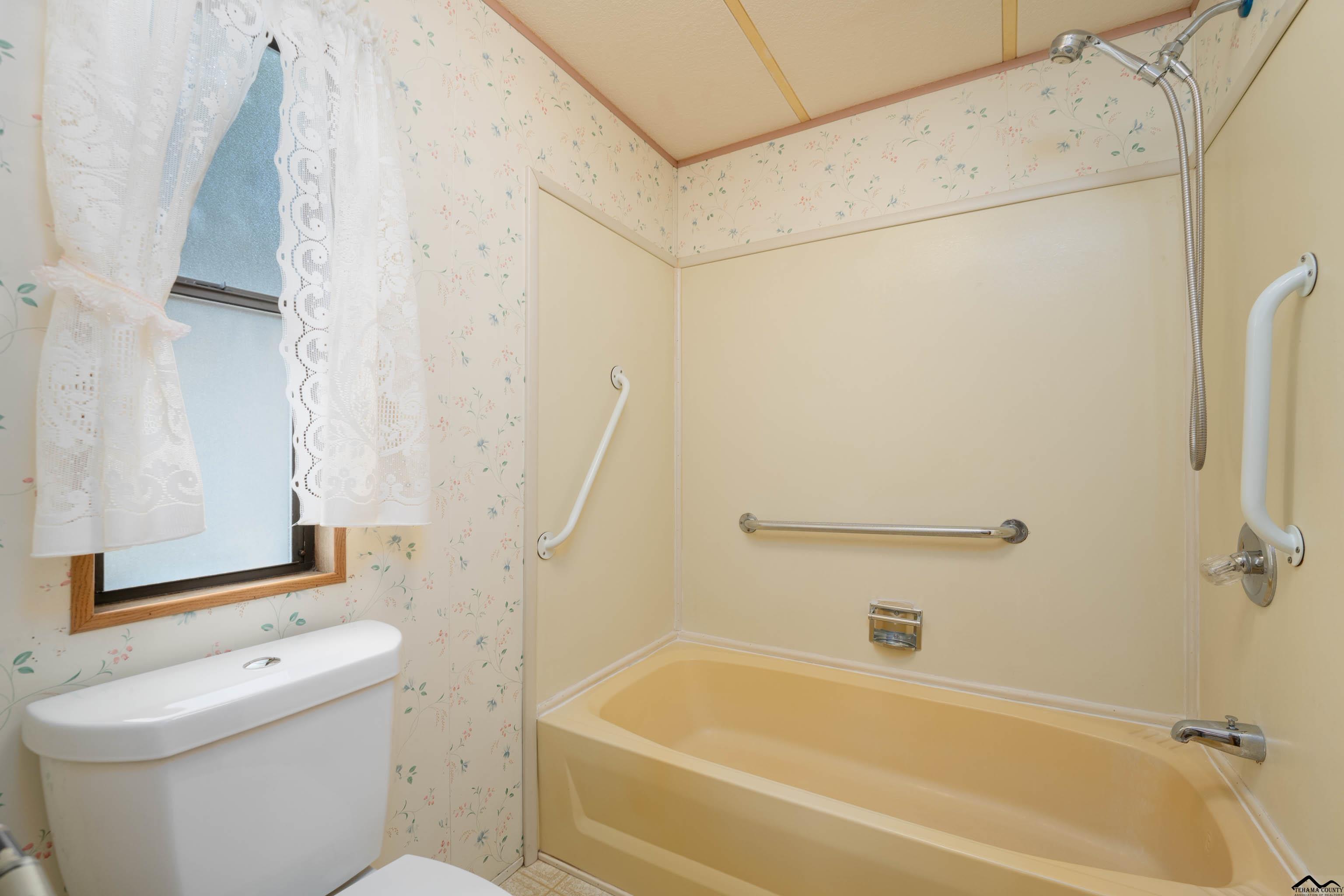 350 Gilmore Road, Unit 24 Red Bluff, CA 96080 - Photo 14 of 26