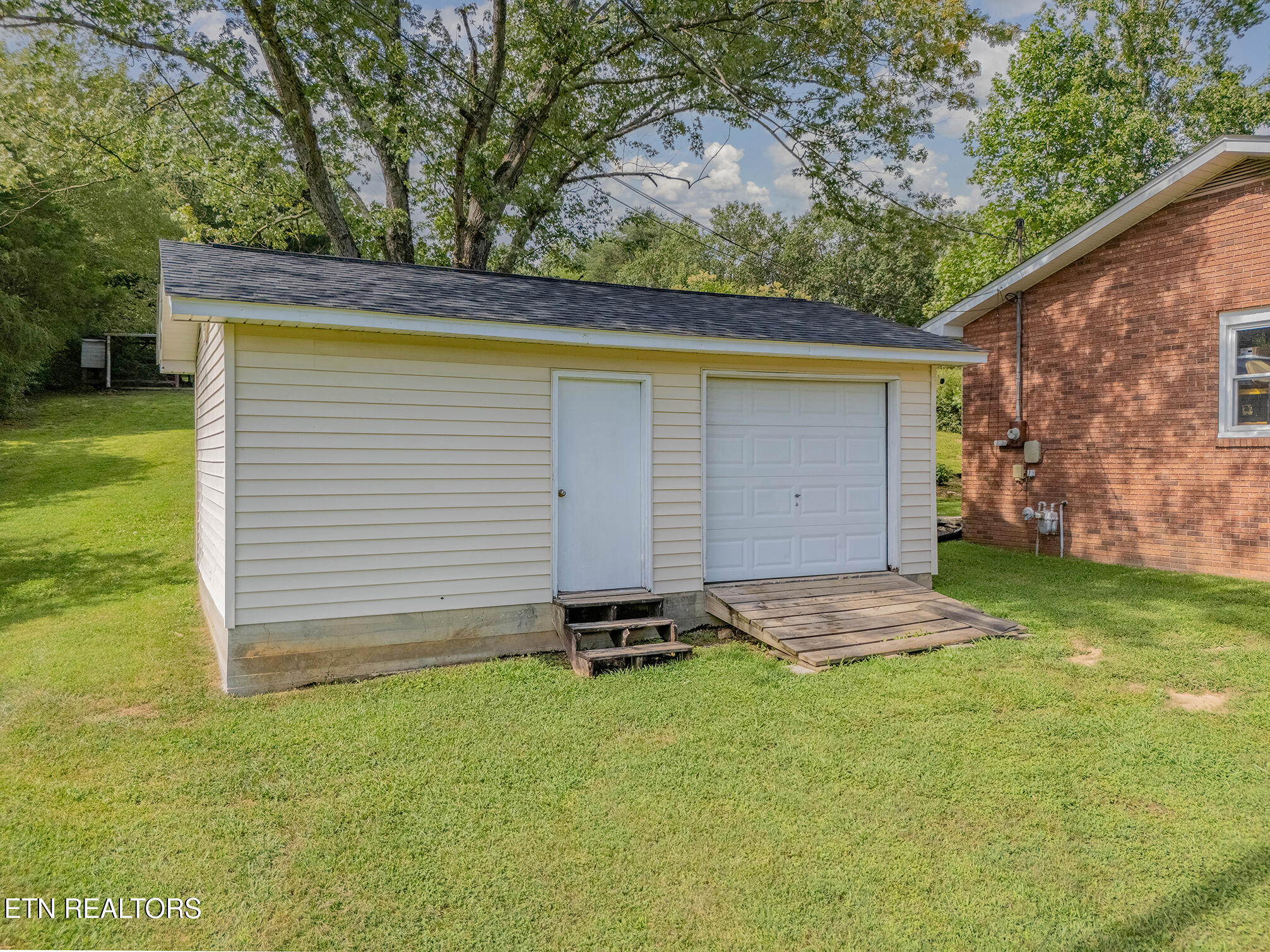 624 Back Valley Road Oliver Springs, TN 37840 - Photo 21 of 23 DJI_20260721170404_0140_D-HDR