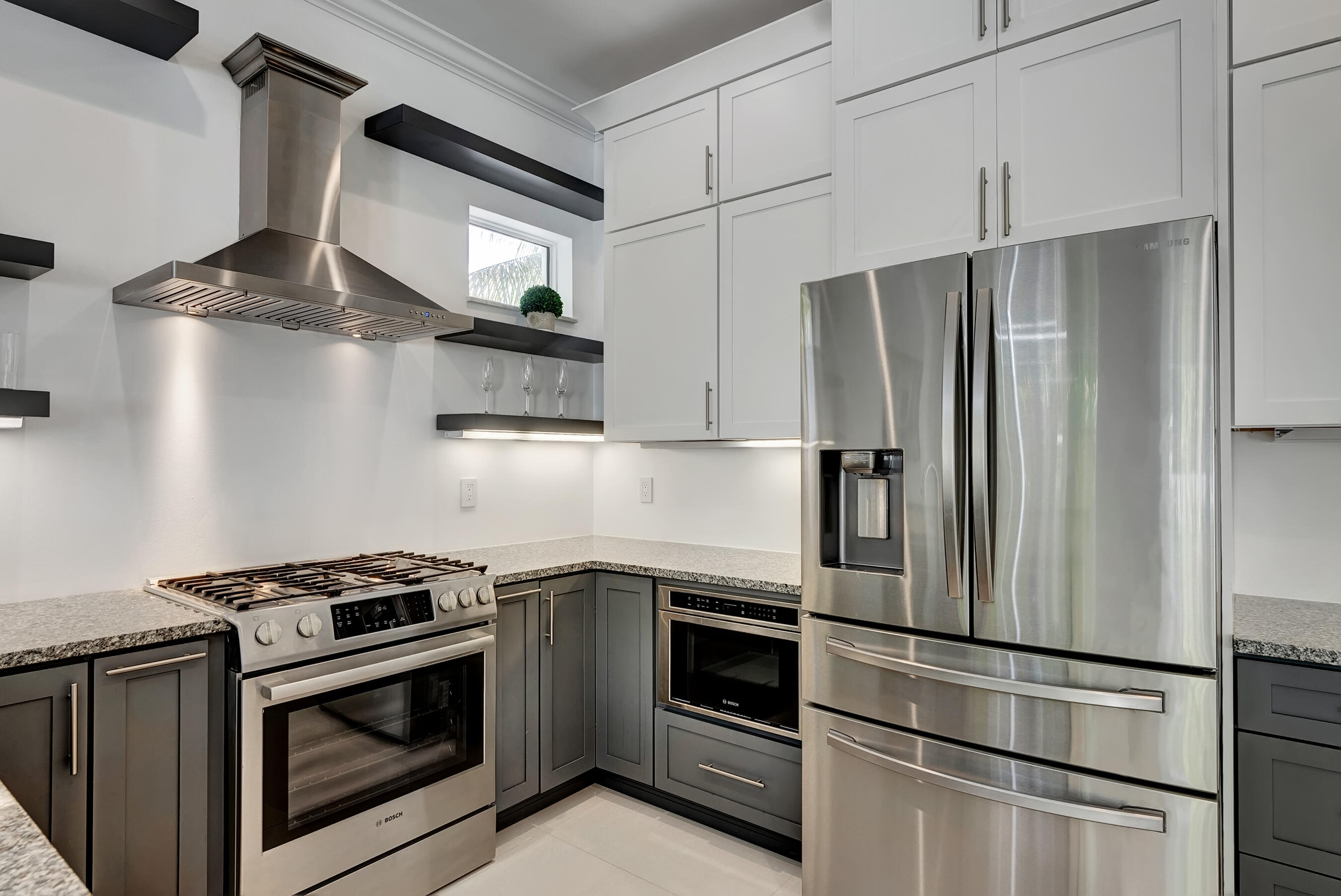 500 Northeast Wavecrest Way Boca Raton, FL 33432 - Photo 11 of 34 DSC03782