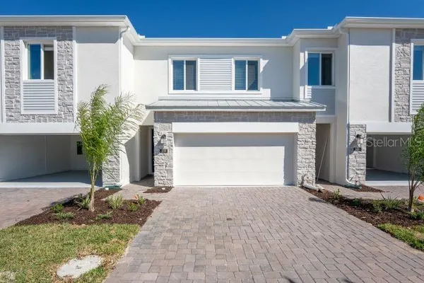 $2,350 | 339 Nine Iron Drive, Davenport, FL 33896