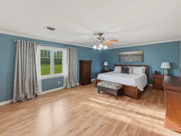 $535,000 | 1120 River Road, Bluffton, IN 46714