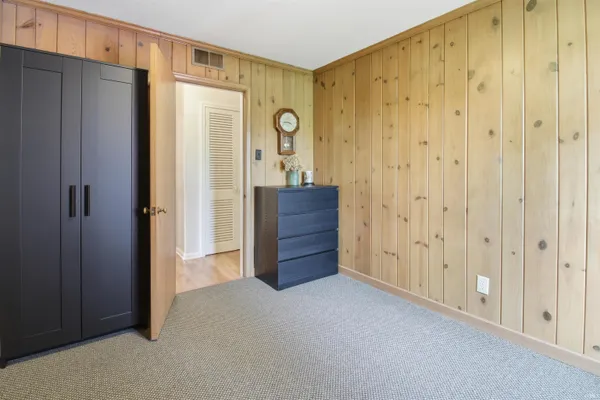 $535,000 | 1120 River Road, Bluffton, IN 46714