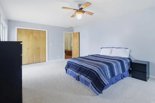 $535,000 | 1120 River Road, Bluffton, IN 46714