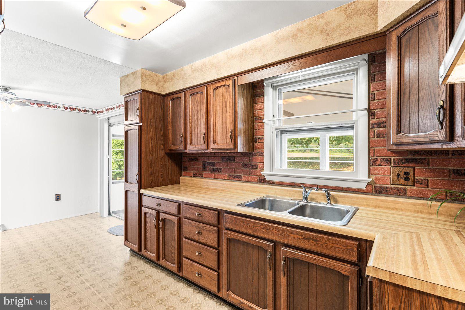 3591 Emig School Road Dover, PA 17315 - Photo 12 of 25 Gallery Image 12