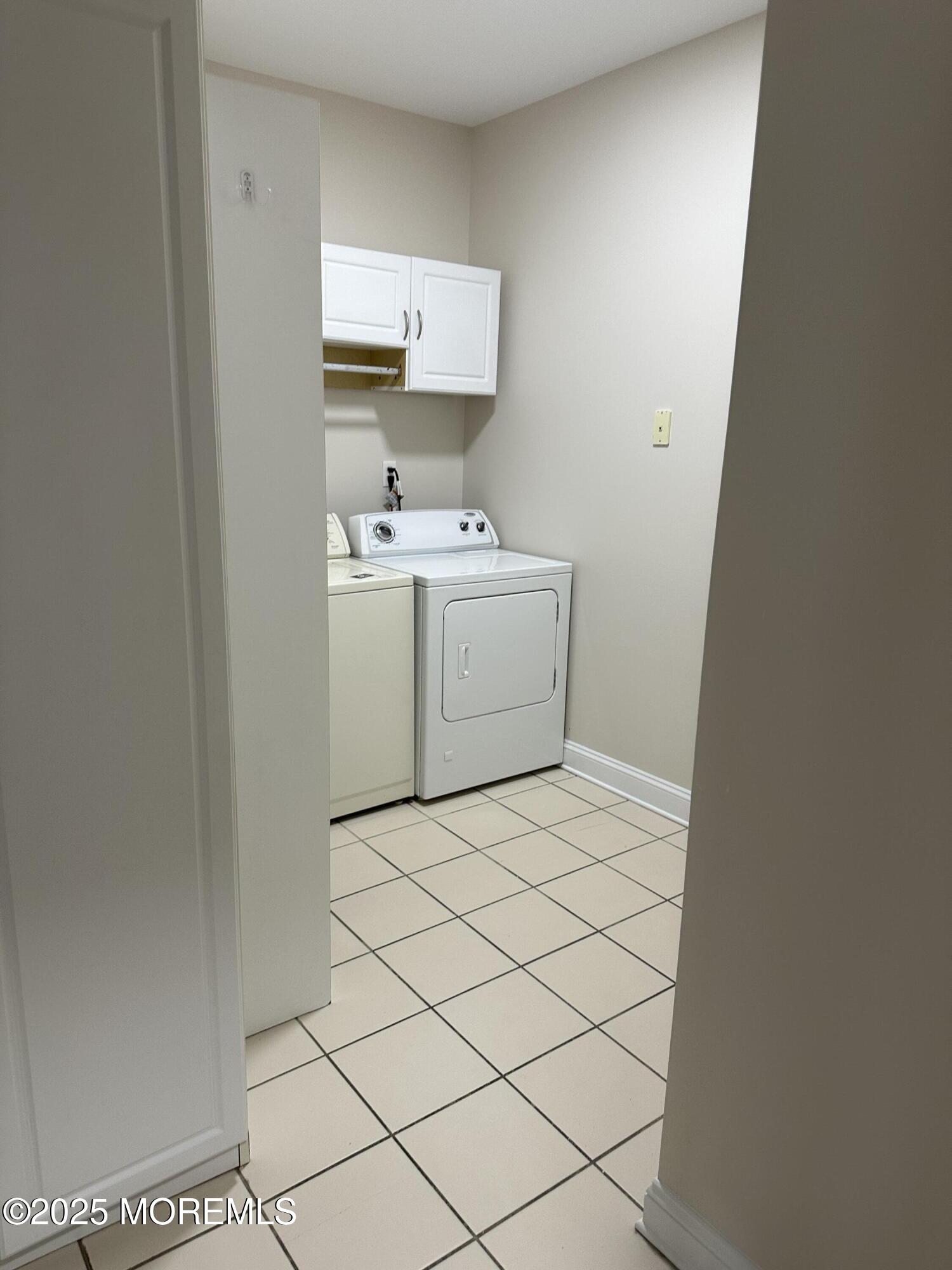 1006 Abby Road Middletown, NJ 07748 - Photo 19 of 36 a utility room with a sink dryer and washer