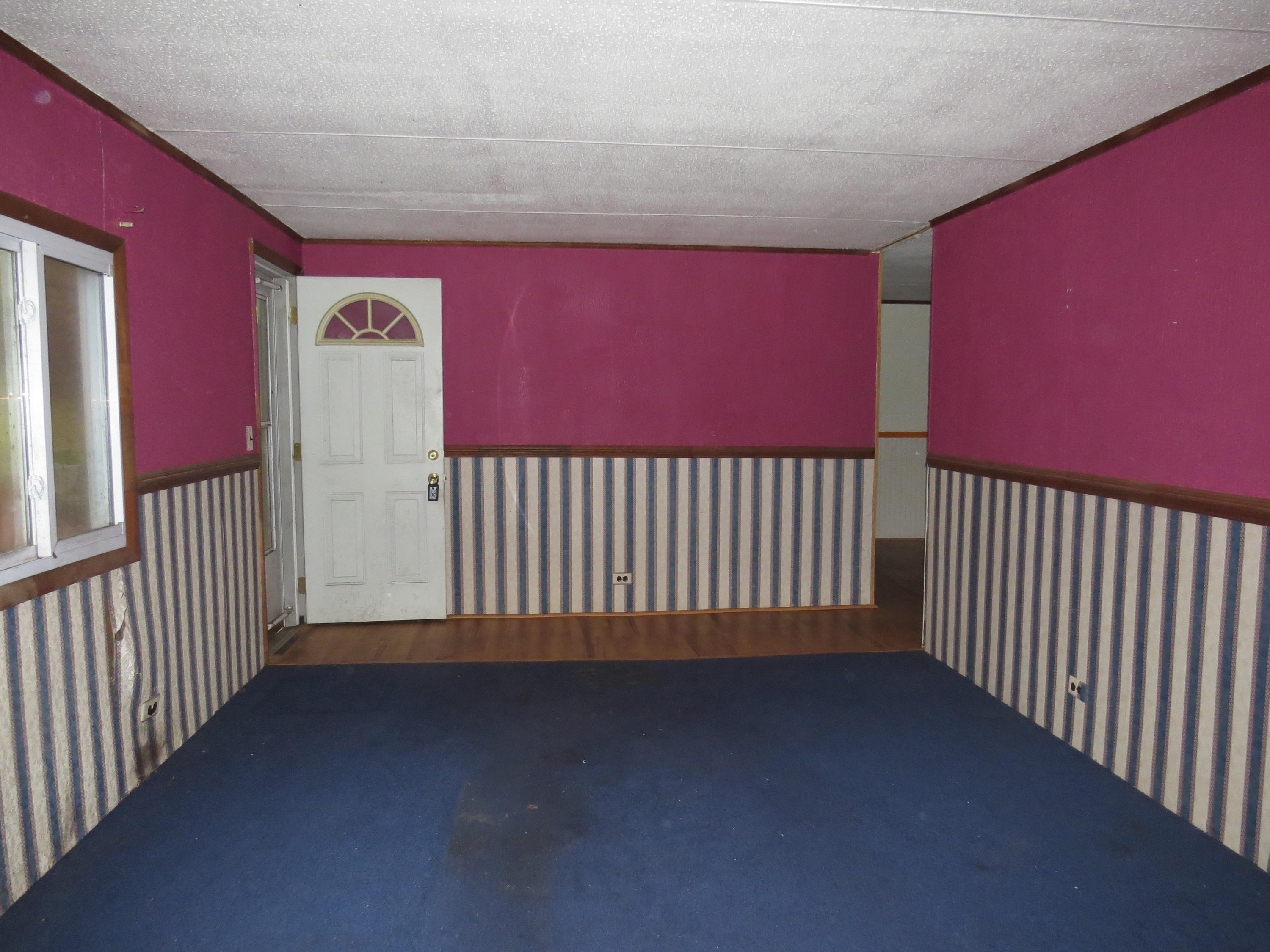 1805 Treetop Road Appalachia, VA 24216 - Photo 6 of 22 LR