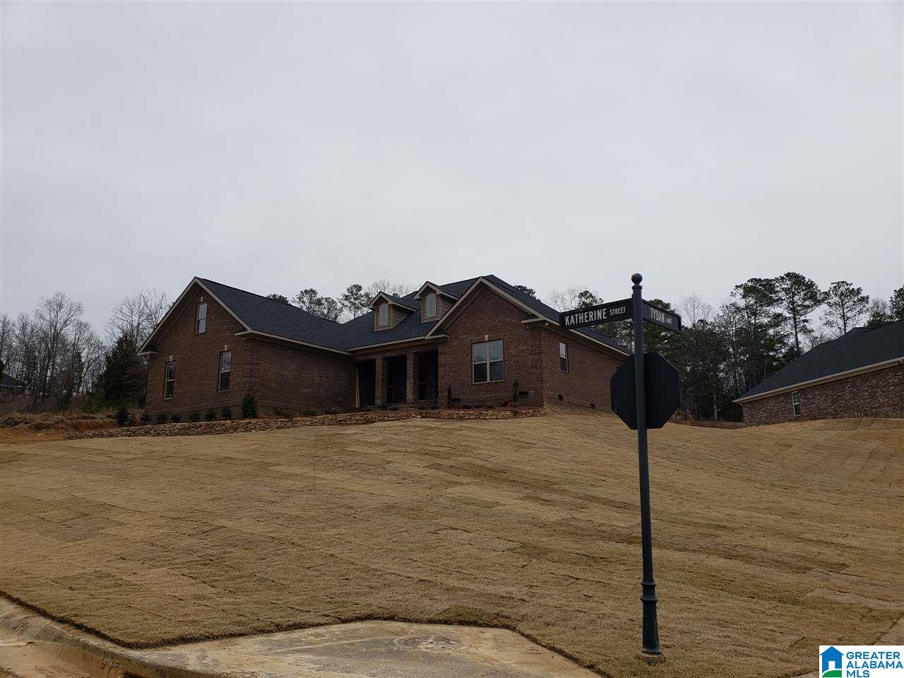 5649 Katherine Street Gadsden, AL 35907 - Photo 2 of 34