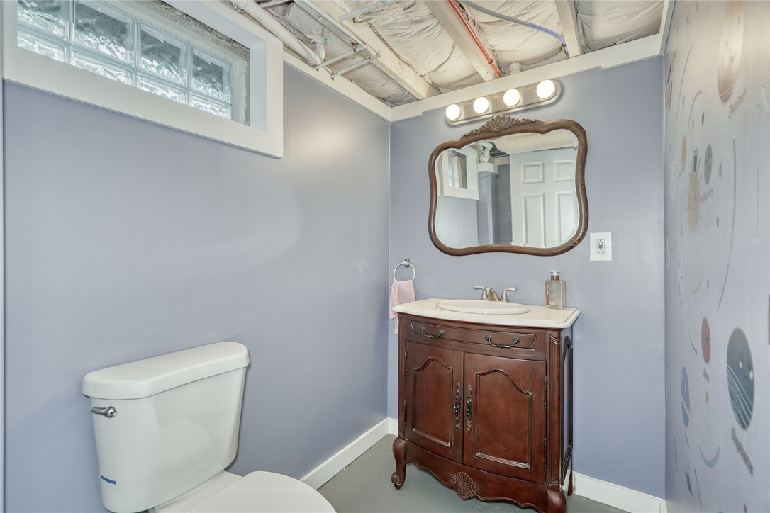 84 Falstaff Road Irondequoit, NY 14609 - Photo 34 of 48
