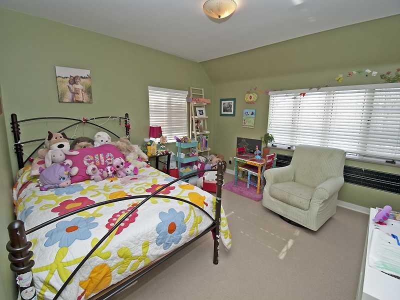 709 West Waldheim Road Fox Chapel, PA 15215 - Photo 12 of 18 Bedroom.