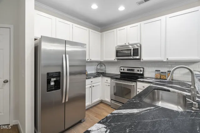 $2,000 | 102 Jamison Woods Lane, Apex, NC 27539