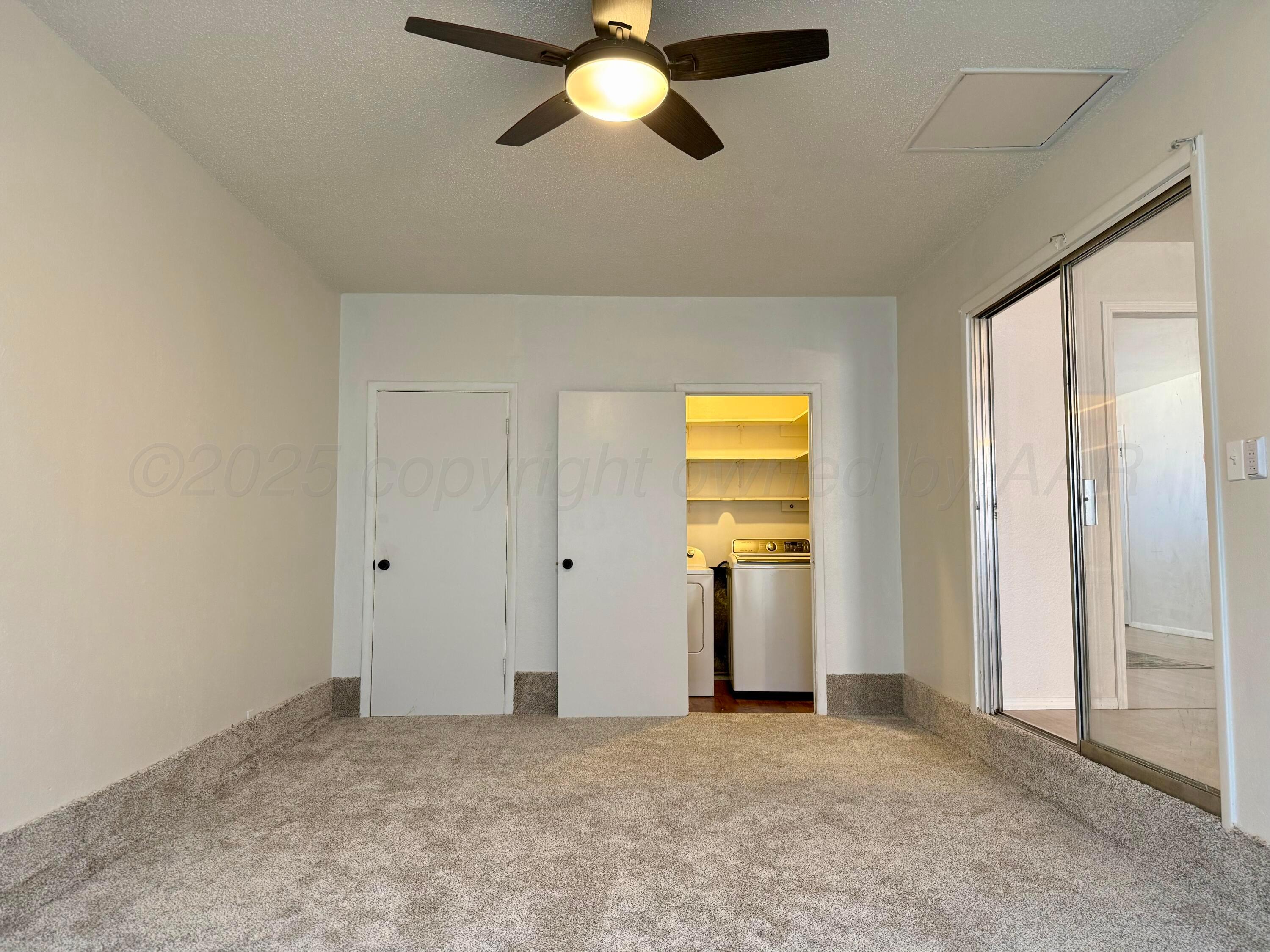 200 Teague Street Borger, TX 79007 - Photo 17 of 30 Second living area