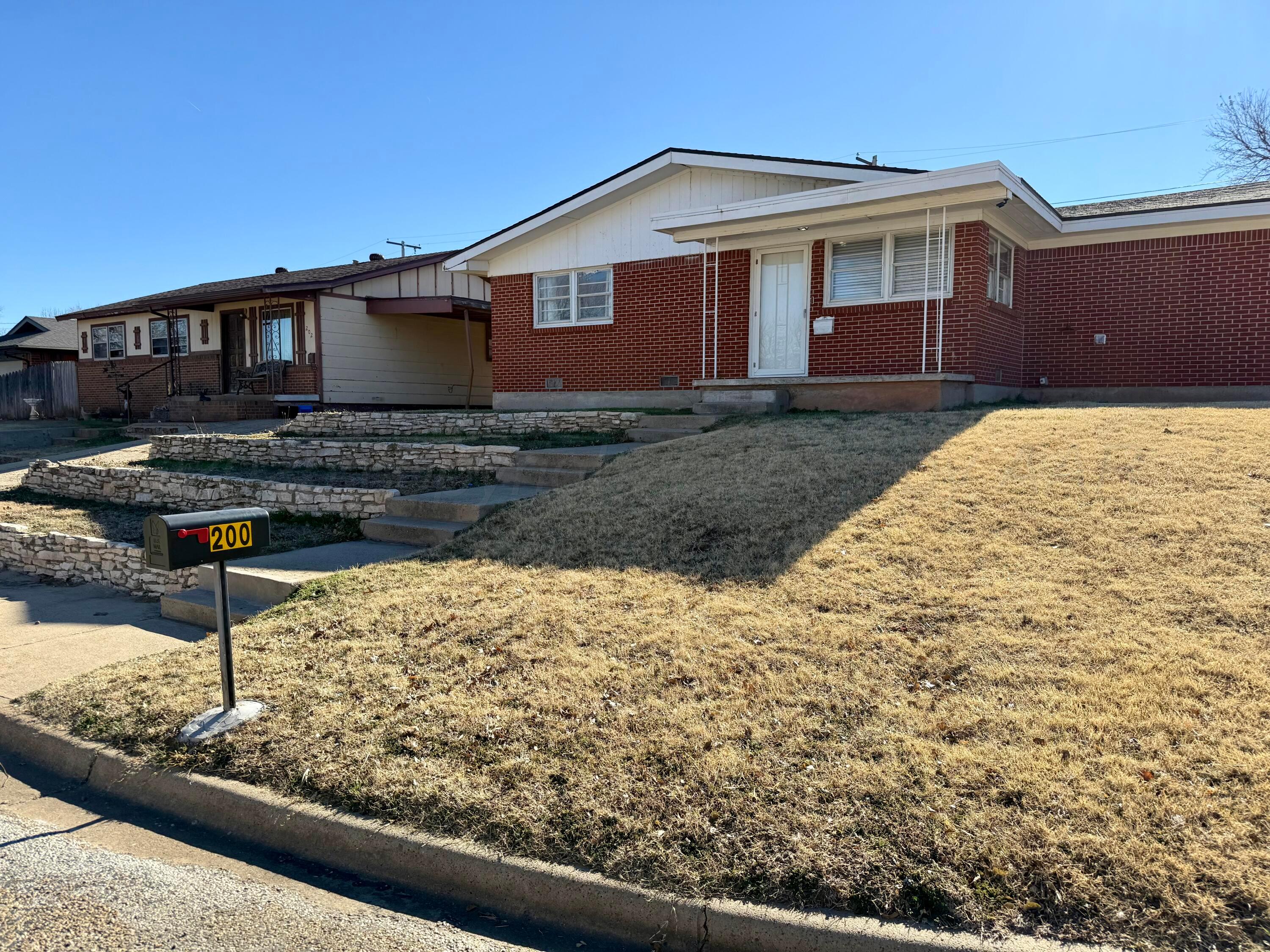 200 Teague Street Borger, TX 79007 - Photo 4 of 30 Front