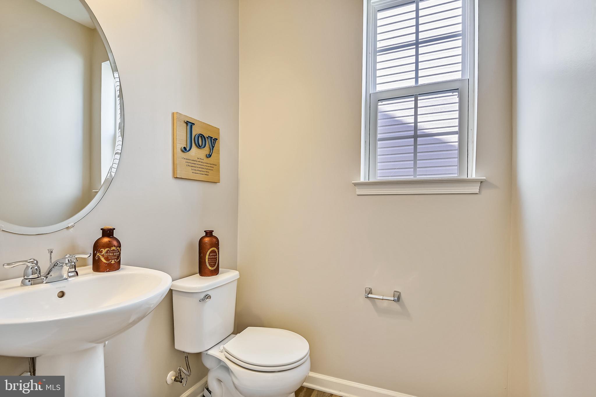 12 Trout Run Road Middle River, MD 21220 - Photo 17 of 45 Main level powder room