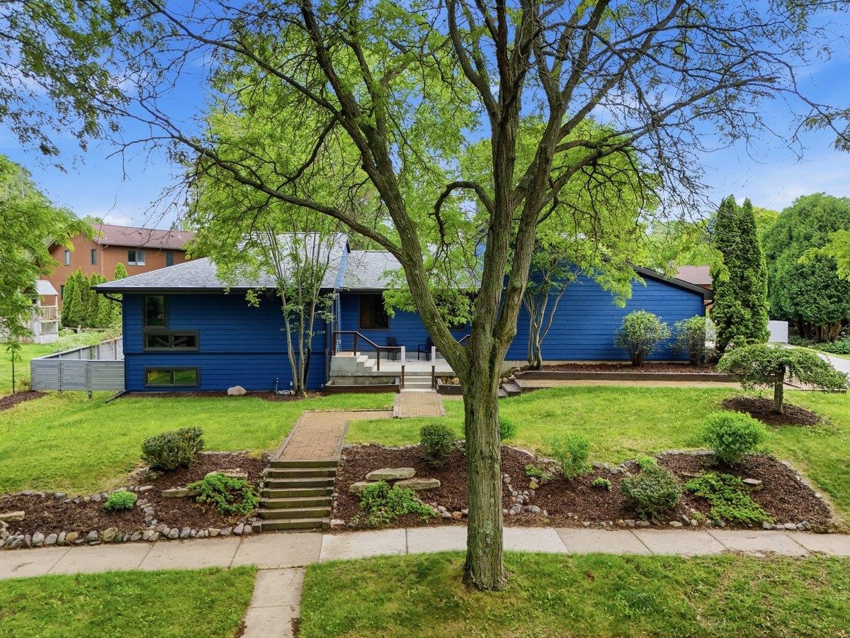 6805 Harvest Hill Road Madison, WI 53717 - Photo 2 of 66